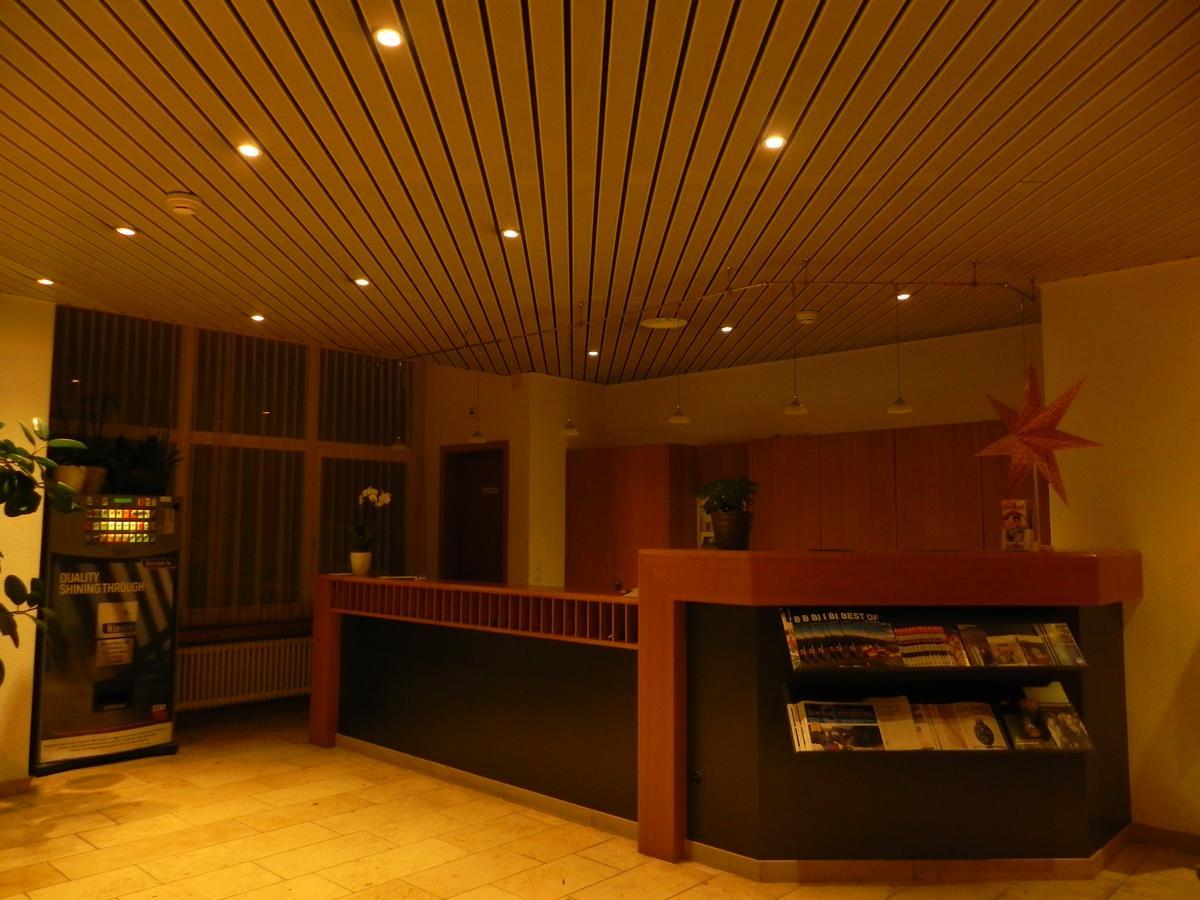 Zys Hotel Ветинген Екстериор снимка